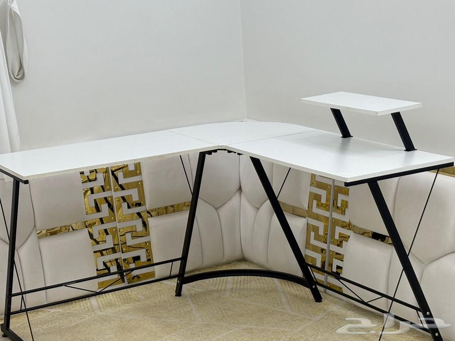 طاولة قيمنق64349682843778111