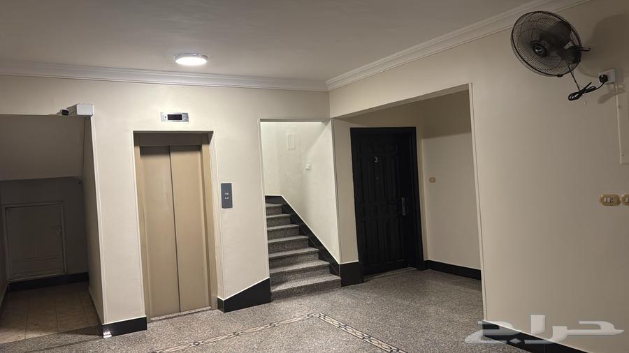 Building for sale in Al-Nazlah district63613863118083113