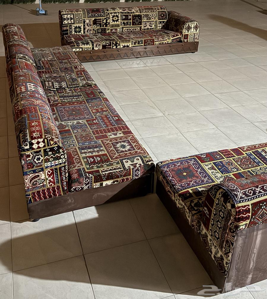 كنب ديوانيه مع طاولاته. نقشه سدو اخو الجديد64361444258947111