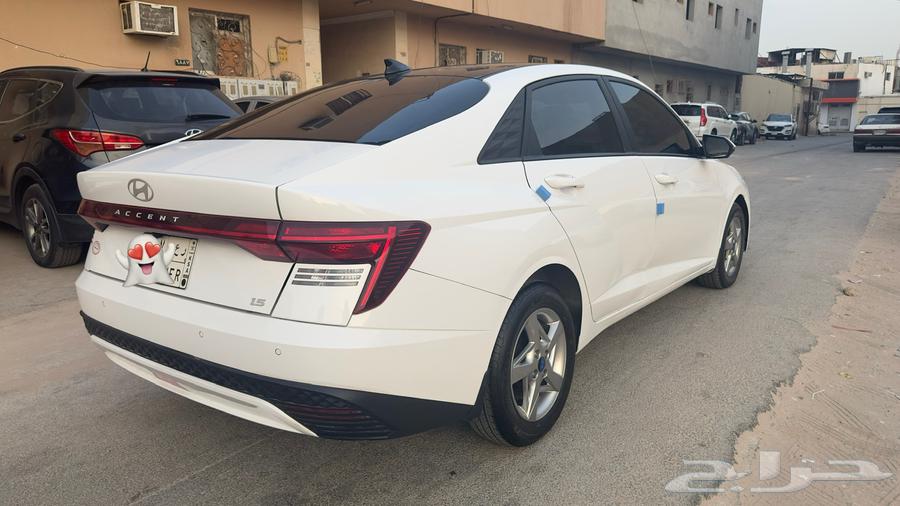 Accent Model 200464499800622978110