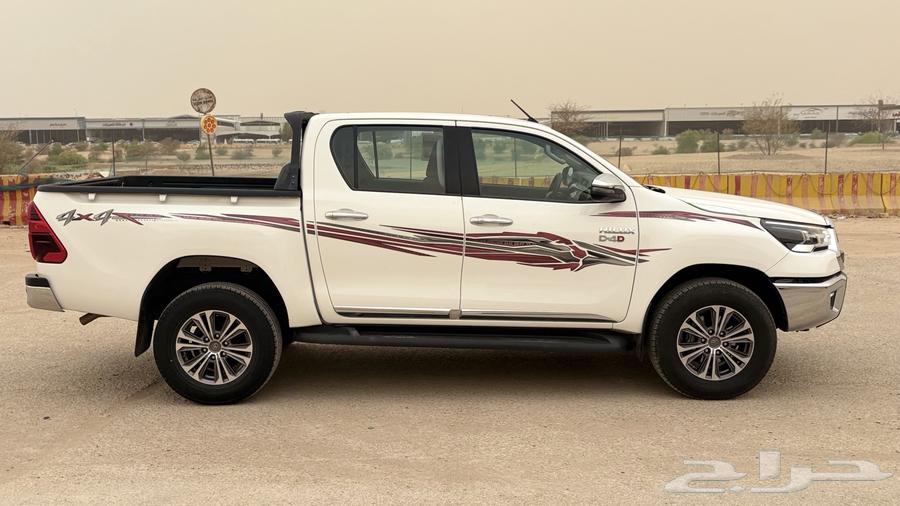 للبيع تايوتا هايلوكس 2024 ديزل64499451196033114