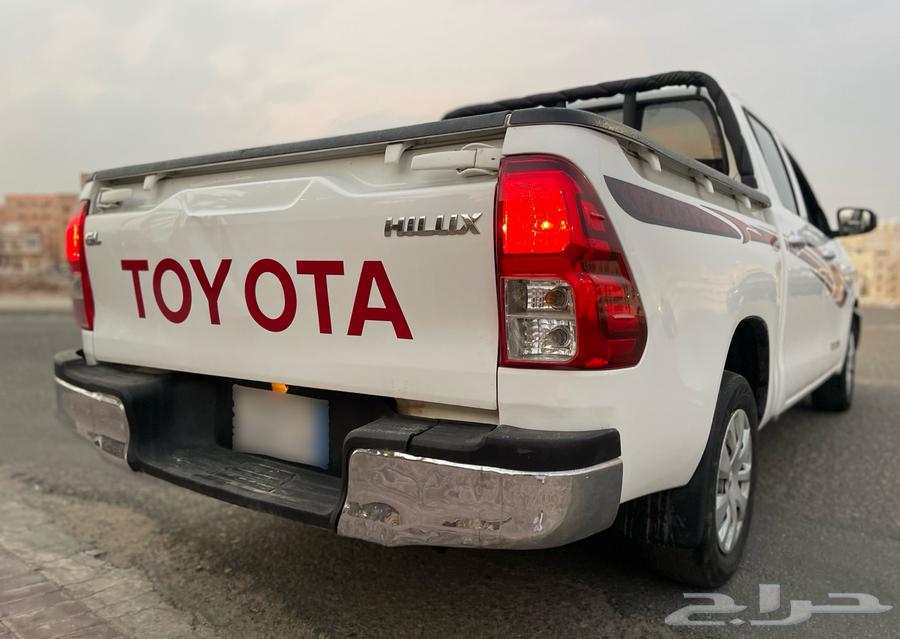 تويوتا - هايلوكس - غمارتين - سعودي - 2016 - مخزن64498284711041114