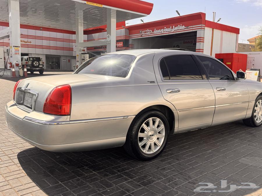 للبيع فورد تون كار64501049251843112