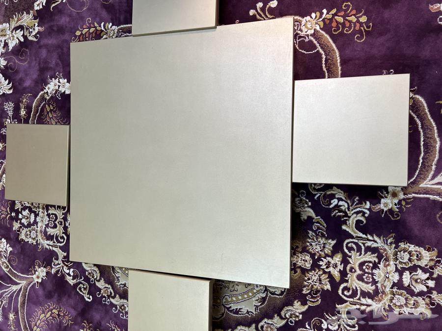 Floor tables64359317645442110