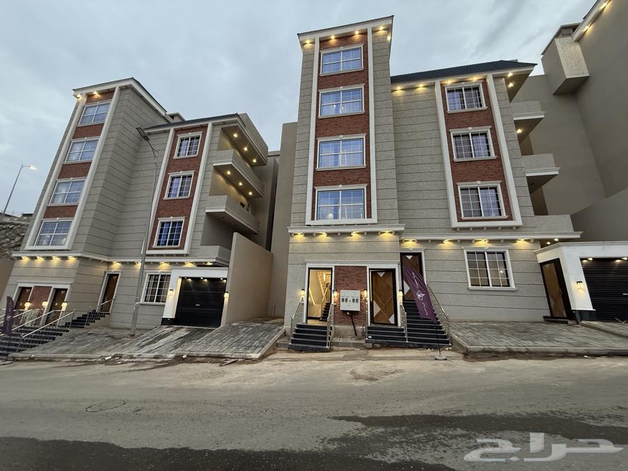 Apartments for sale, ground and upper floors, and upper roofs near Abha Airport63613857870851112