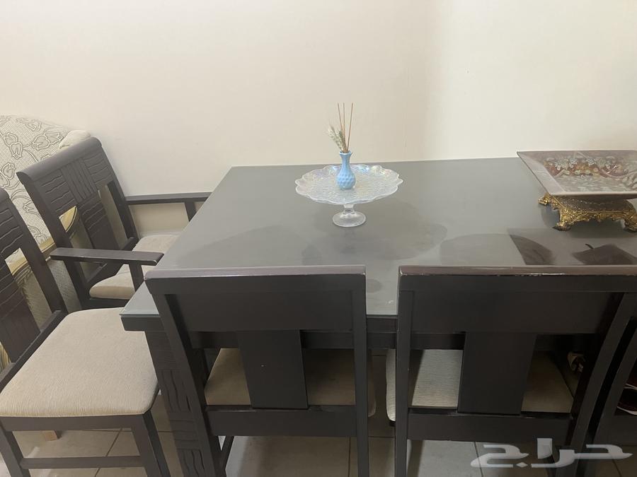 غرفة سفرة مع مكتبة للبيع المستعجل ب 1050 ريال64354474806401112