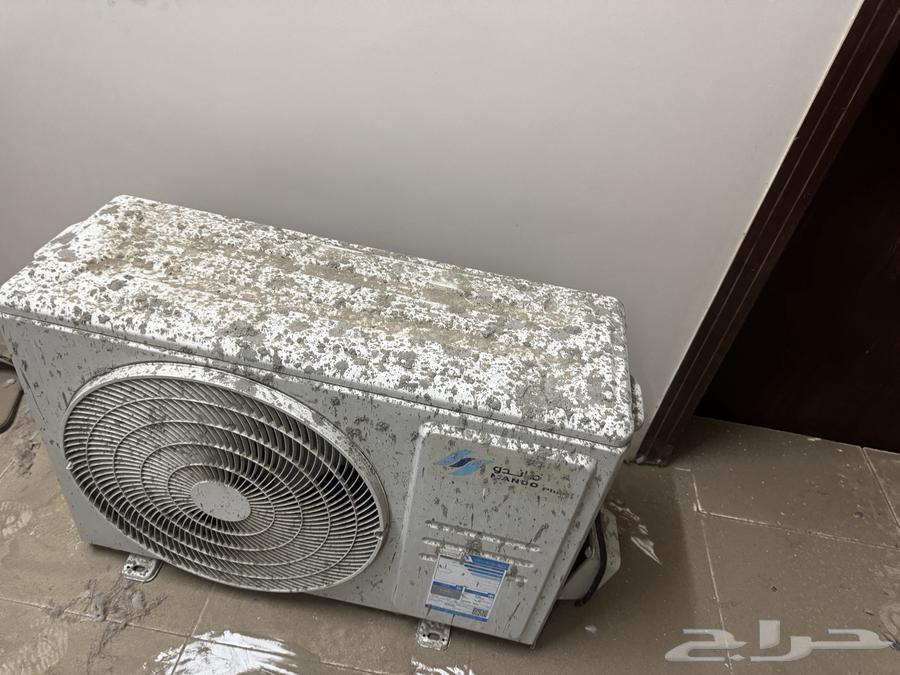 Clean used split air conditioner64359503724033111