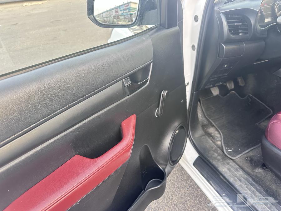 تويوتا هايلكس64503733080962113