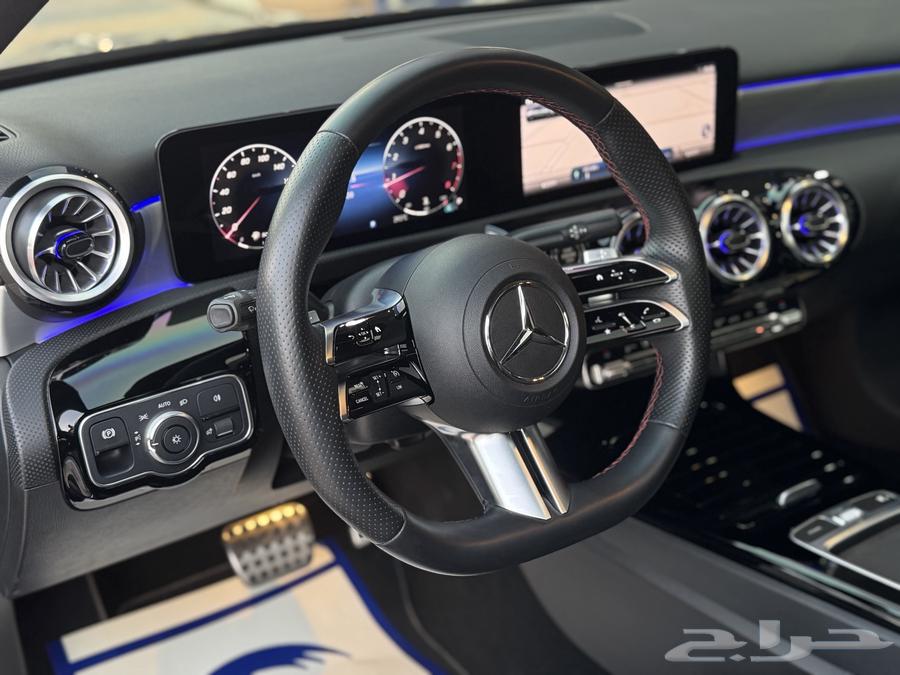 Mercedes A200 KIT AMG 2023 odometer 7 thousand64504434251395114