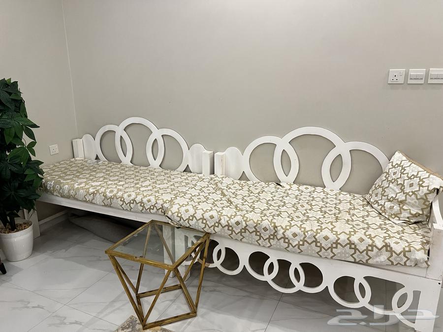 Chair Session64359289204353110