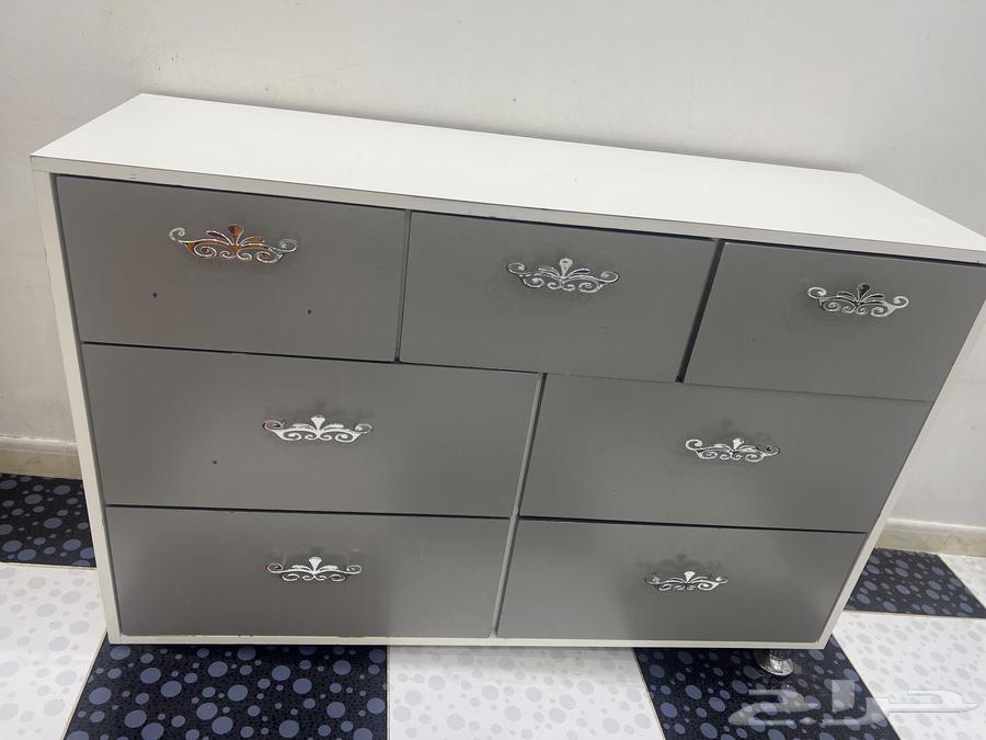 شونفيره او تسرحيه مرايا او درج لغرفه الملابس64358396252545110