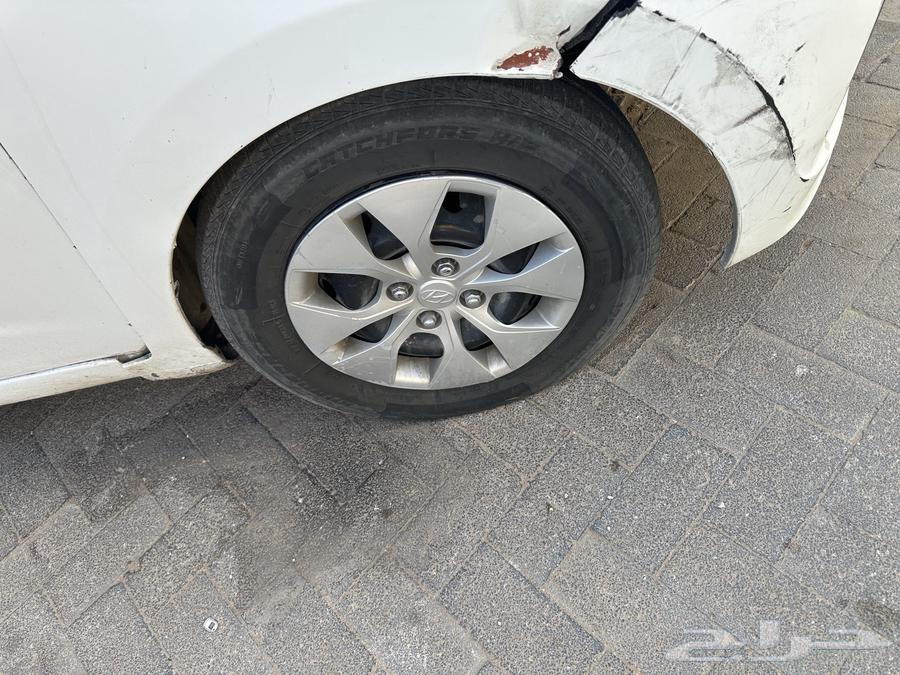 هونداي اي تن سيدان موديل 201664504929376258111