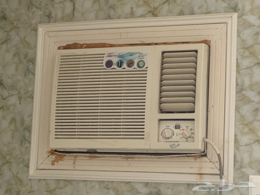 12 مكيف بحاله ممتازه جدا للبيع64357762116610110