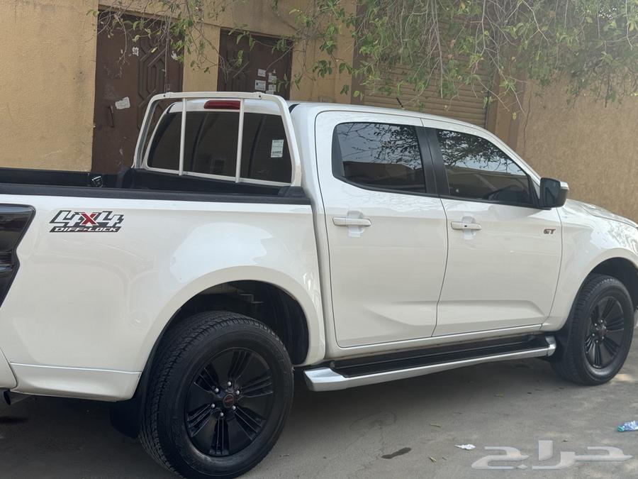 ايسوزو GT للبيع على سوم بنور الله ممشى سيارة موضح في صورة64502336669185113