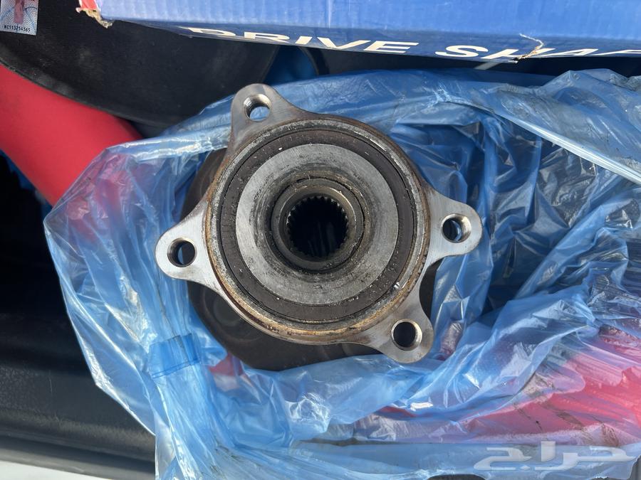 Rear view with left front fender of 2019 Camry64506844431235110