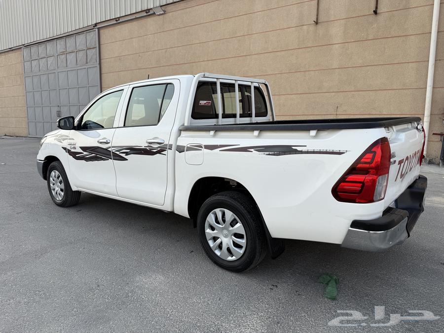 هايلكس 2021 ديزل عداد 186 الف كم - نظيفه64503308605186114