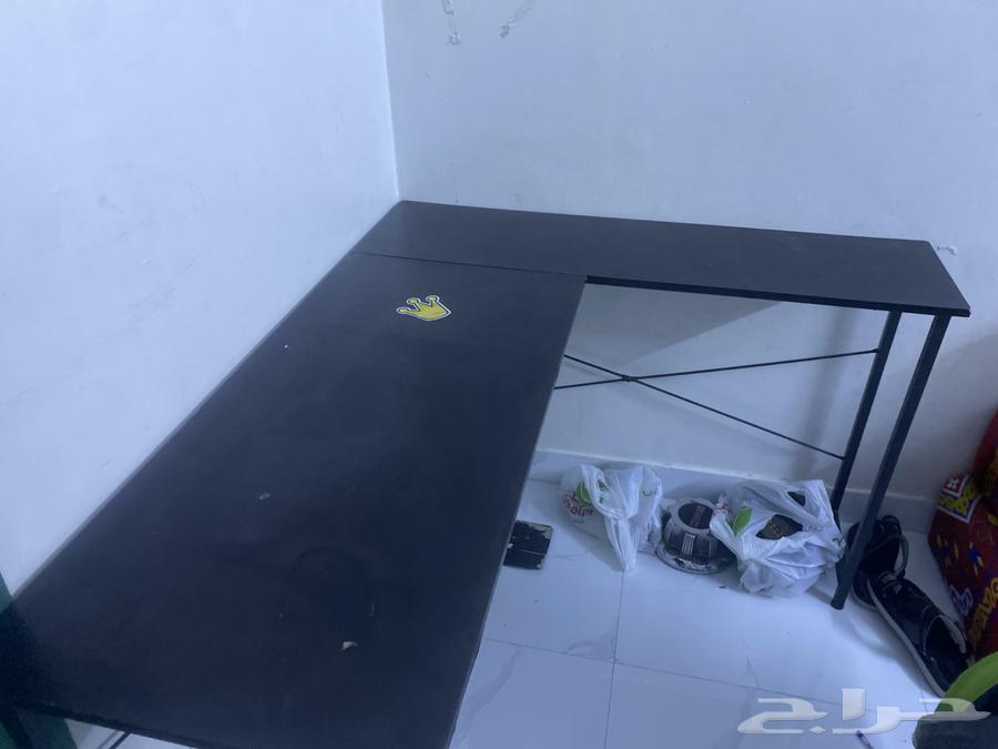 طاوله حرف L للبيع ب 150 ريال64350262263041110