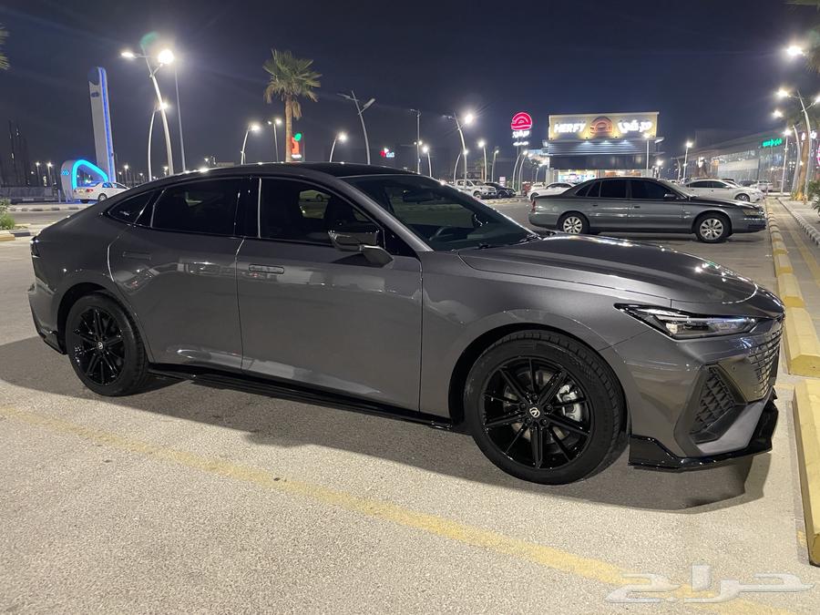 شانجان يوني في UNI-V سبورت 2025 شبه جديدة64493754268803114