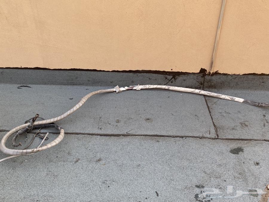 كنب مجلس وارضي ومكيف طن ونص للبيع64357659807233114