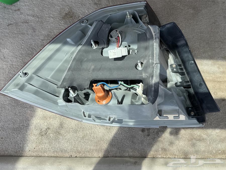 Air conditioner blades, headrests, overhead console with glasses holder, and rear left door panel for Caprice 2007-201364500755601923114