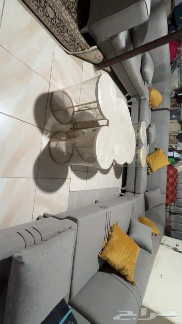 Clean 4-in-5 sofa used for 5 months, selling for 2000 with tables64357408886659112