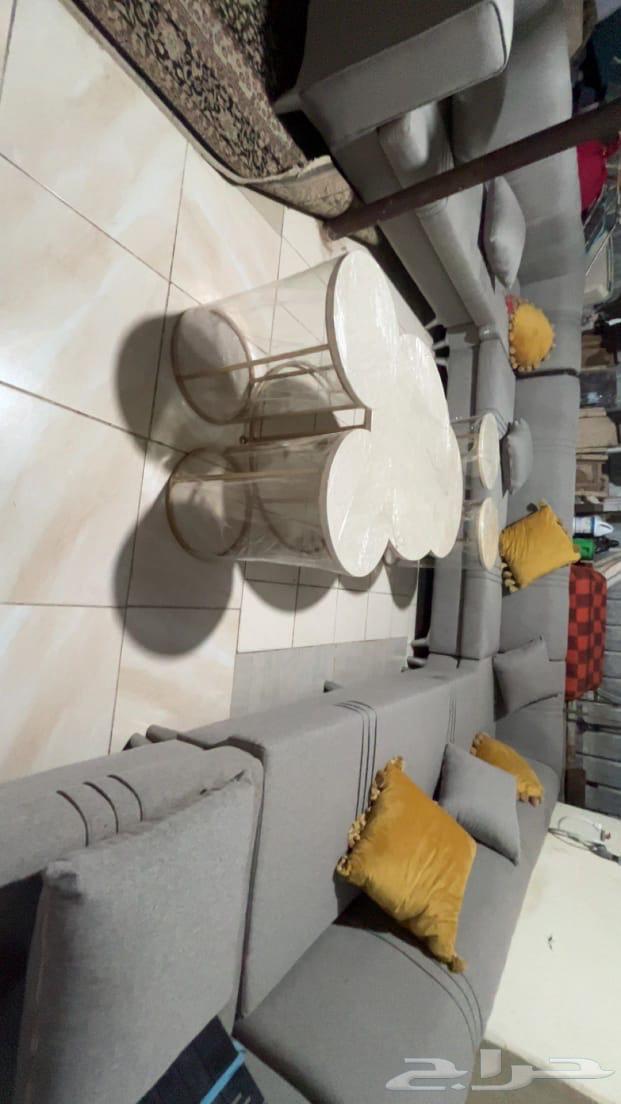 Clean 4-in-5 sofa used for 5 months, selling for 2000 with tables64357408886659111