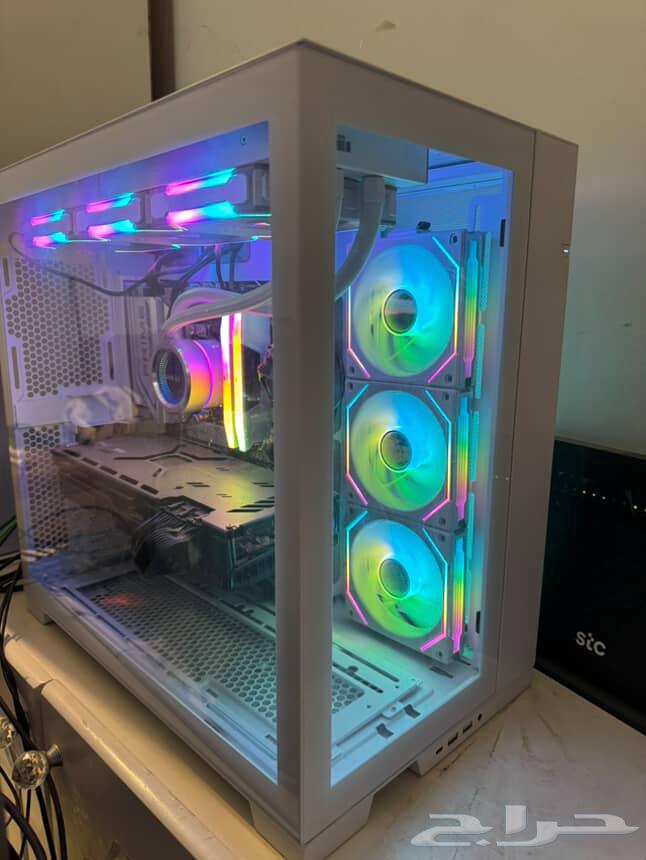 Complete setup for sale in Riyadh with screens and more, 8000 SAR64358396205570111