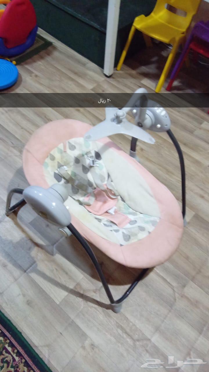 Items for sale at very symbolic prices (at least five items)64368863743363113