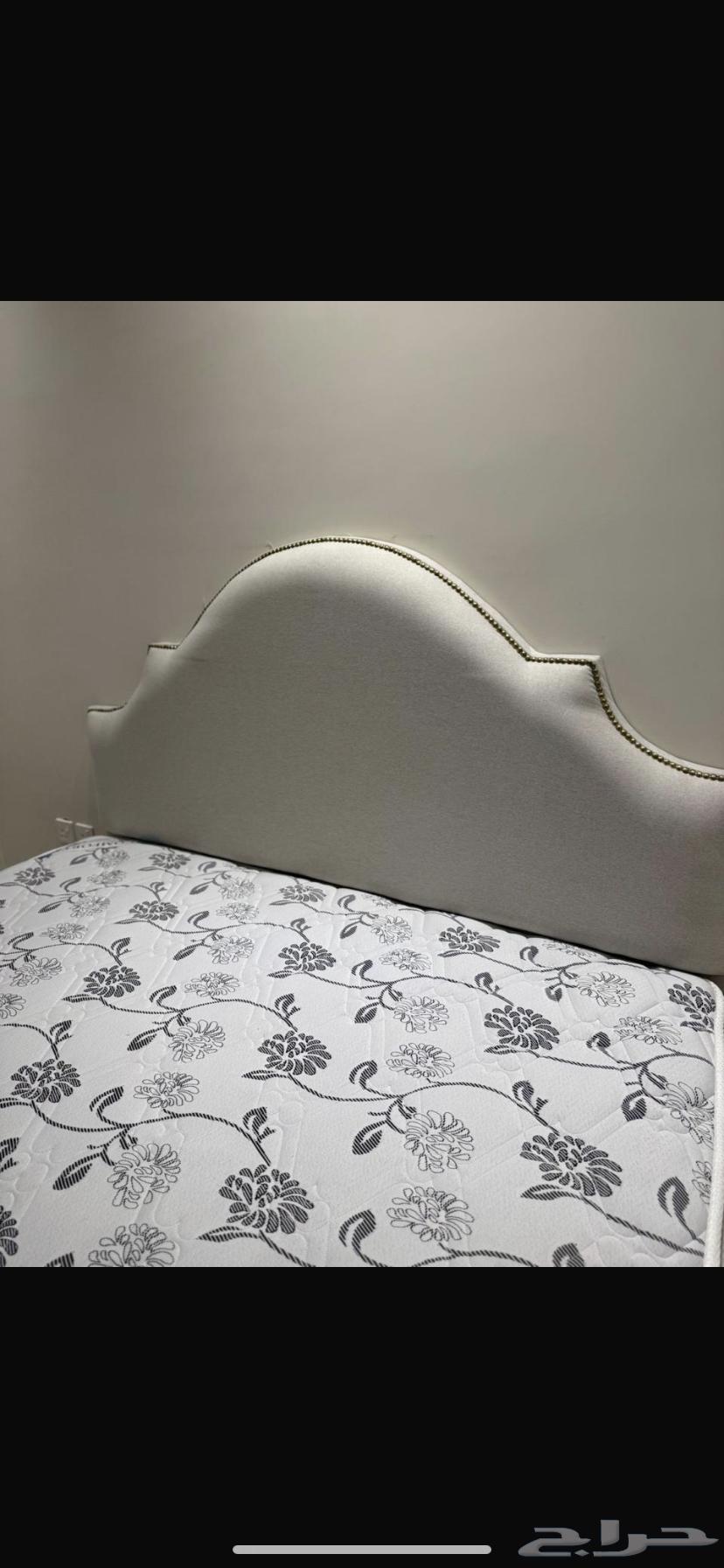 سرير بمرتبته نظيف وجديد64360681900033113