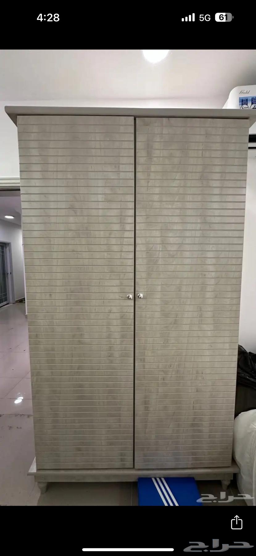 Bedroom with bed and 2 mattresses (for auction)64356938407809110