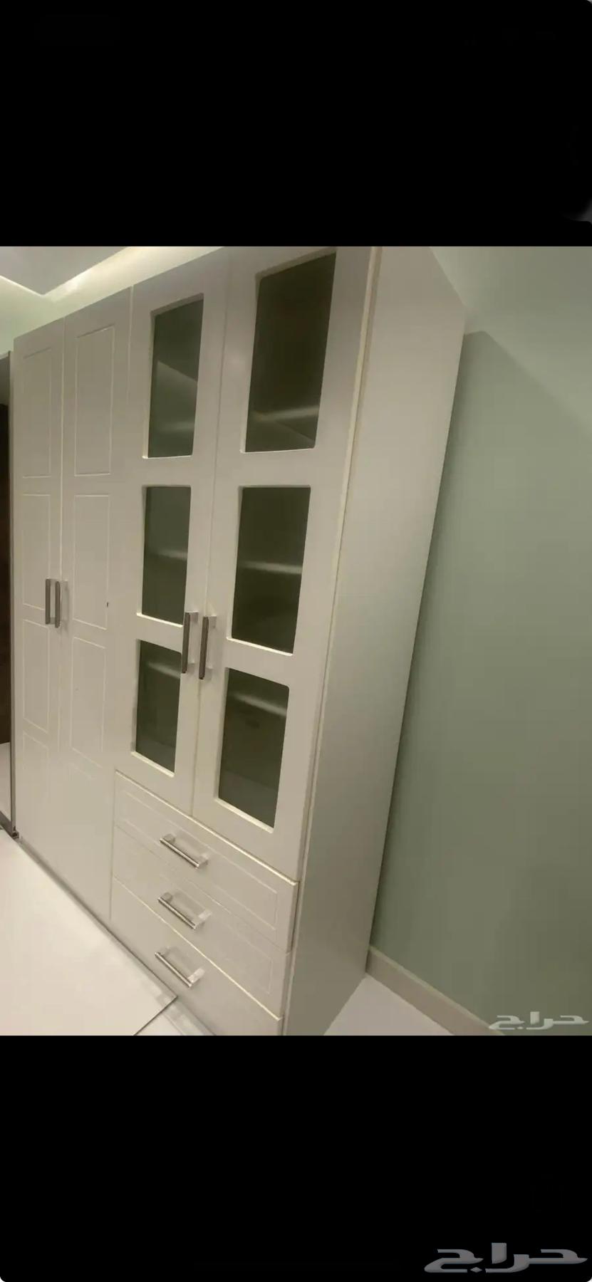 Large cabinet that converts to bed and display cabinet 1 meter and 60 cm disassembled64343147954691111