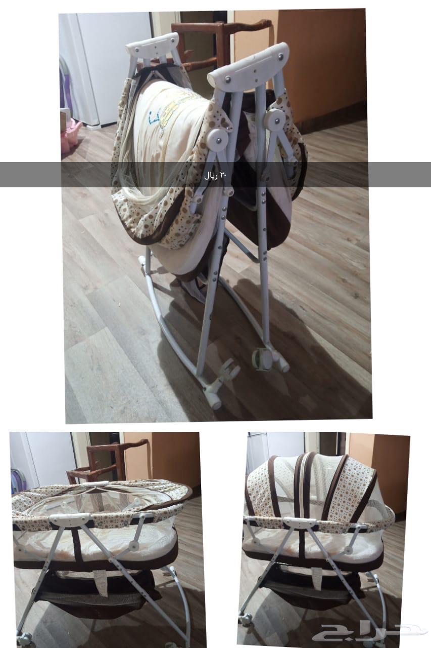 Items for sale at very symbolic prices (at least five items)64368863743363111