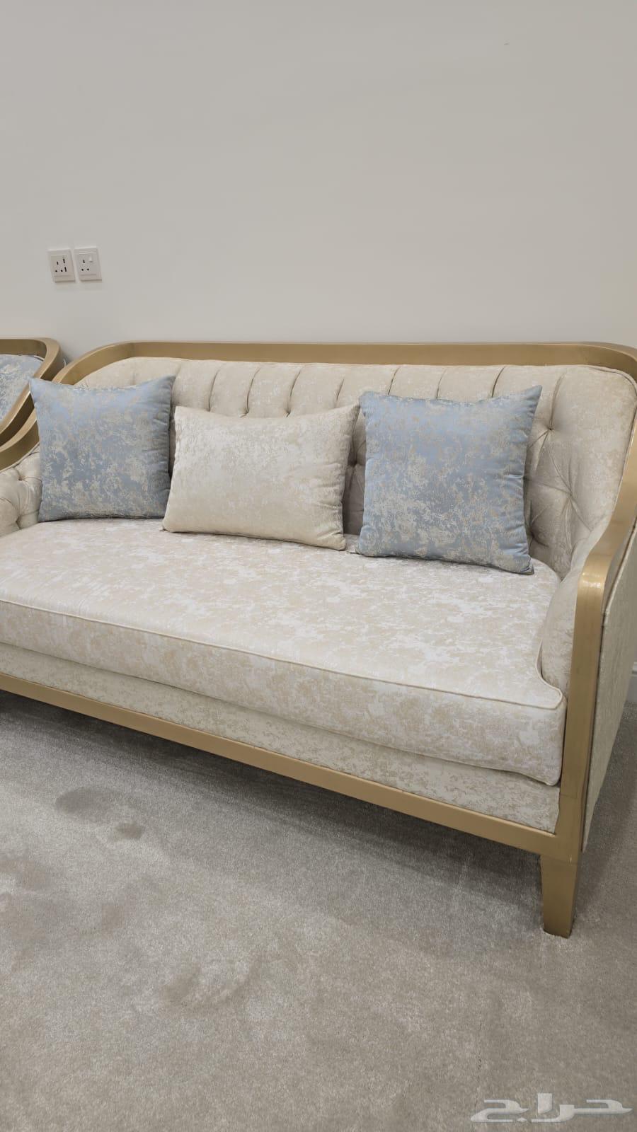 للبيع كنب مجلس خشب زان نيو كلاسيك64353602552194111