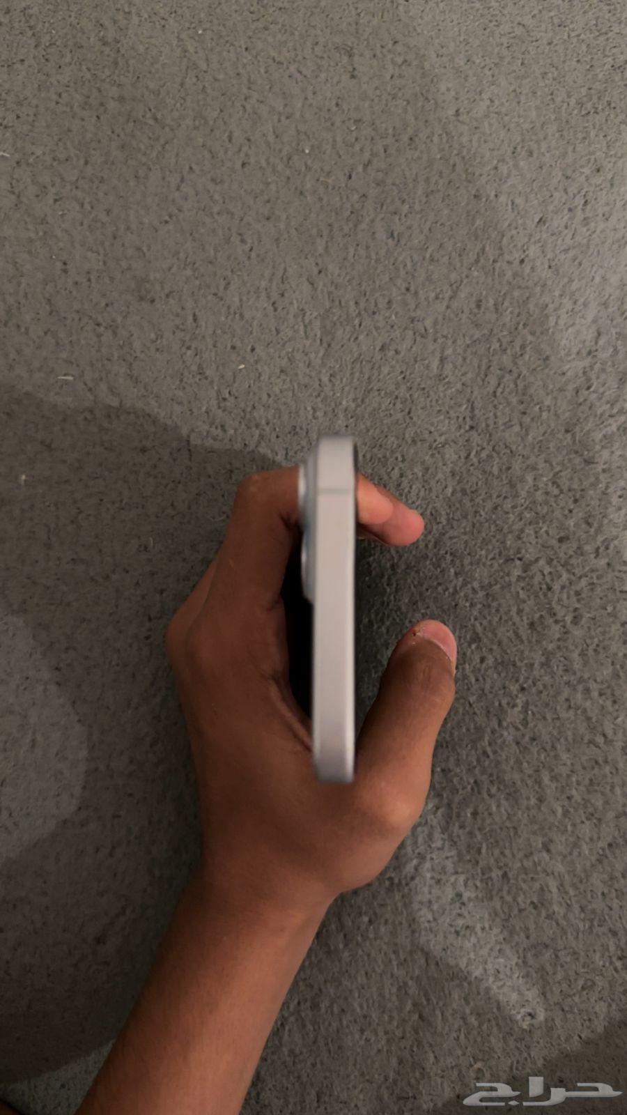 ايفون 15 العادي اخو الجدييد64350306882306112