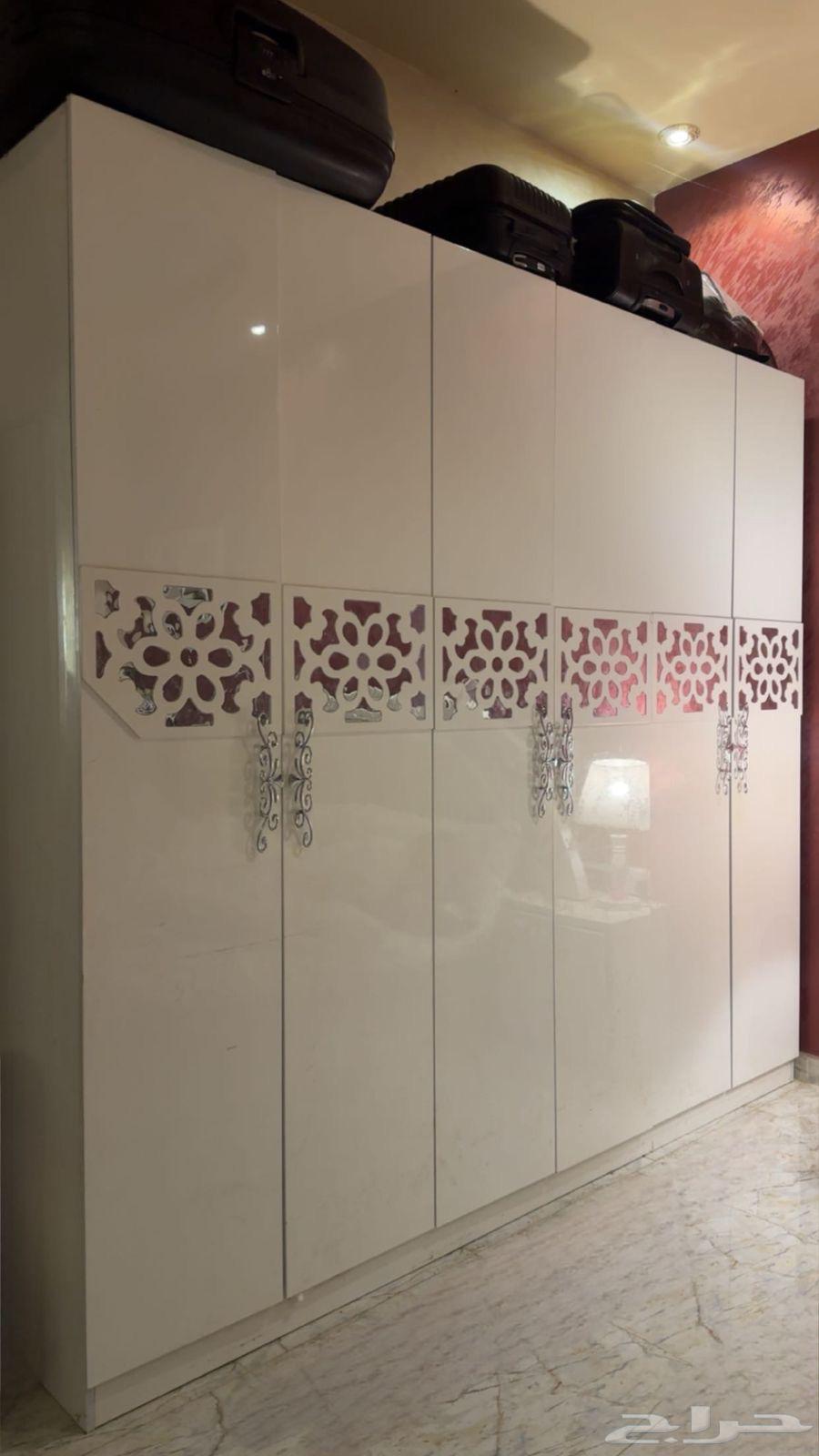 غرفه نوم مستخدم نضيف64354459668482110