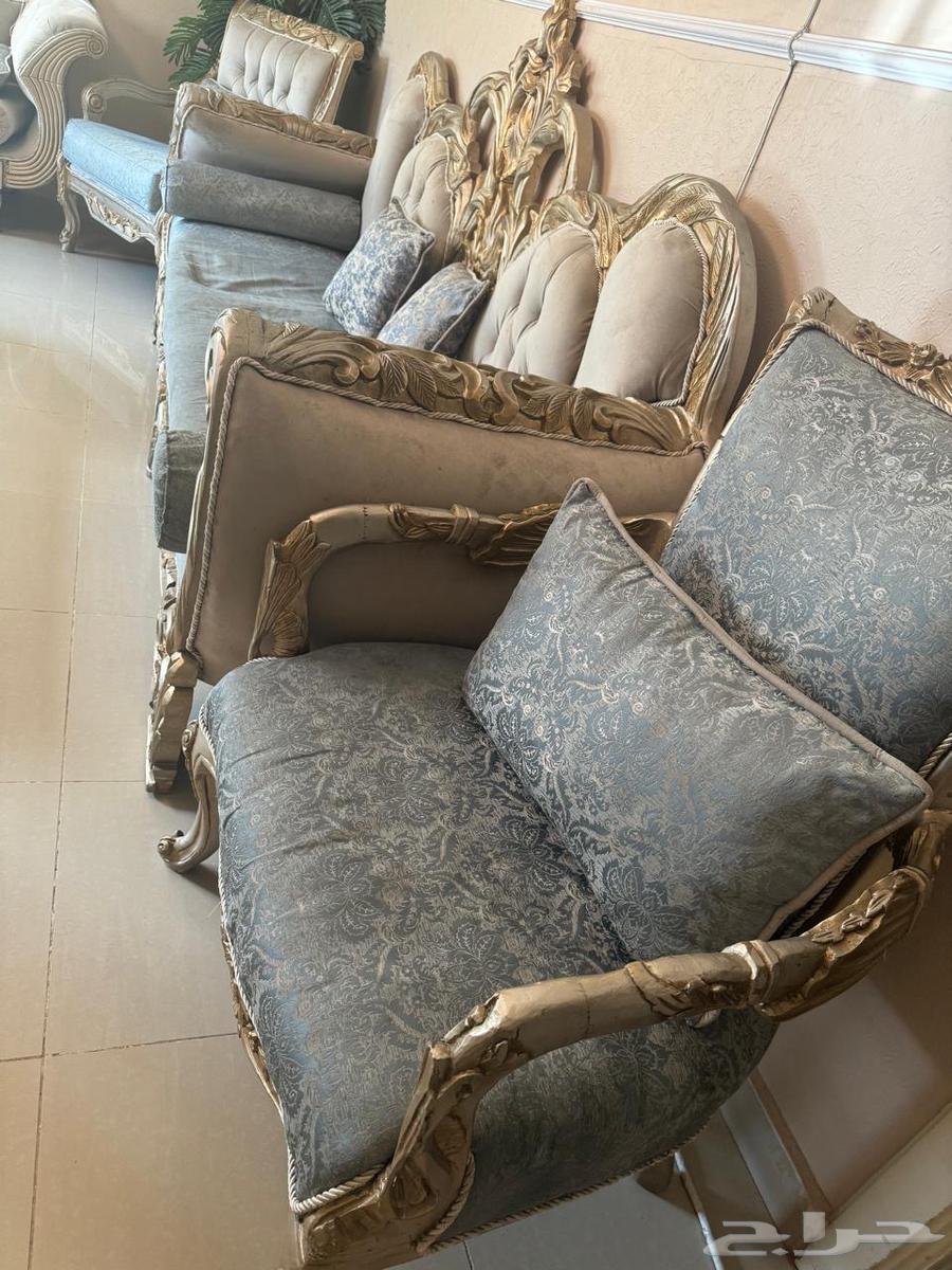 كنب كلاسك خشب مصري. بحاله جيده. 12 شخص . مع الطاولات. 15064350823383809112