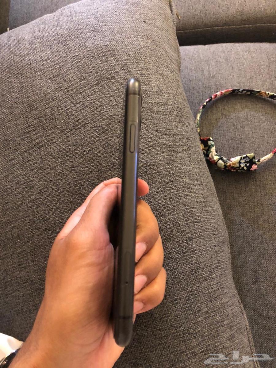 ايفون 11 العادي اسود64361459015042113