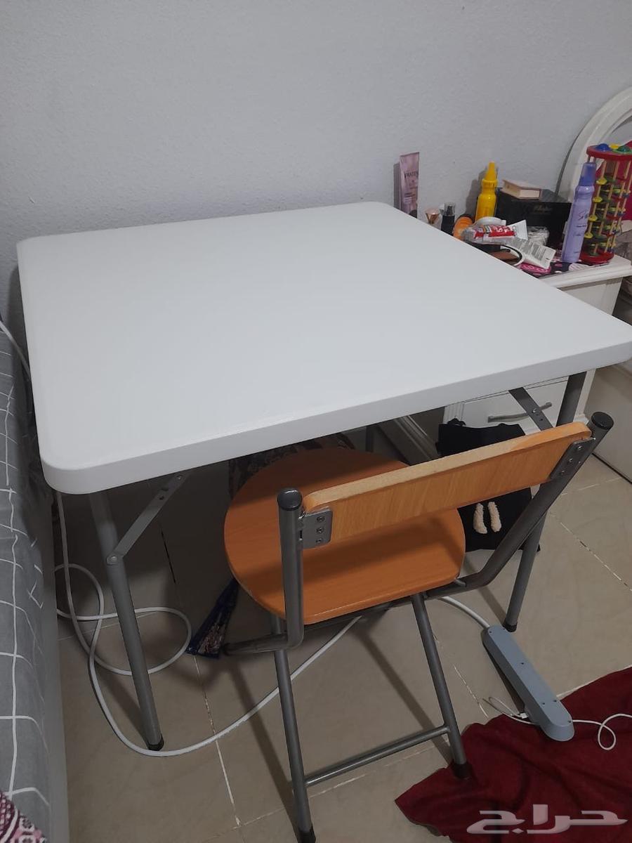 طاوله بلاسيك فايبر رجول حديد شبه جديد64354385103235113