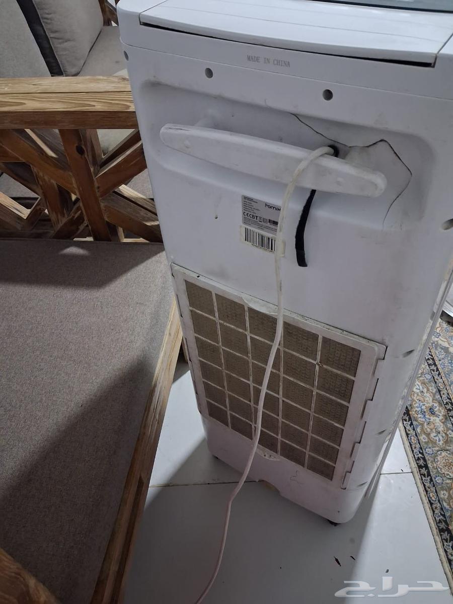 مكيف نظيف شغال متنقل تعبيه مويا من الخلف لزيادة البروده64362393738241111