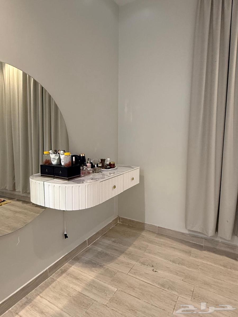 غرفة نوم شبه جديده وسعر رخيص64354489587459114