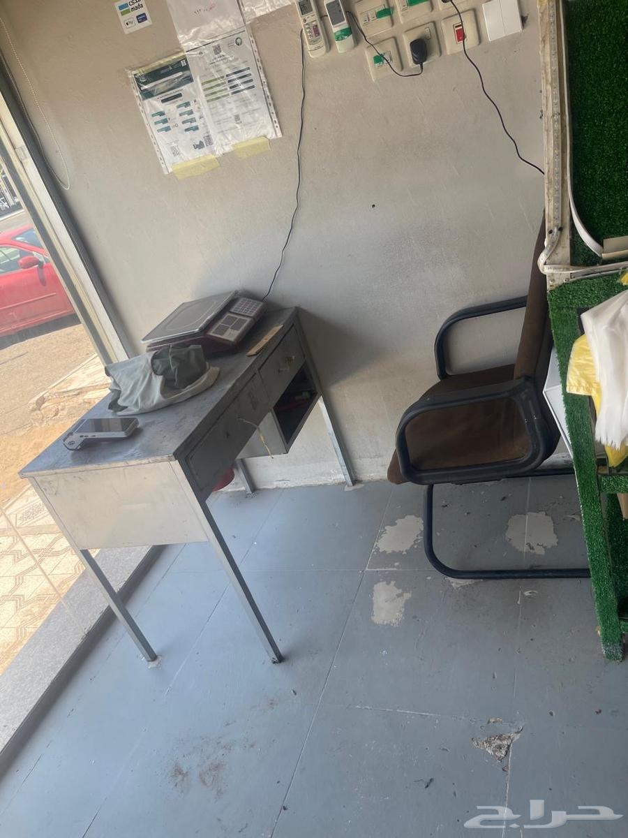 للبيع اغراض محل فواكه وخضار64349820038147113