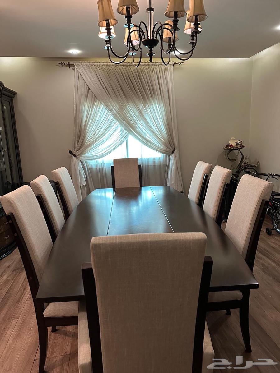 Complete dining room set (guest dining room)64360550719233110