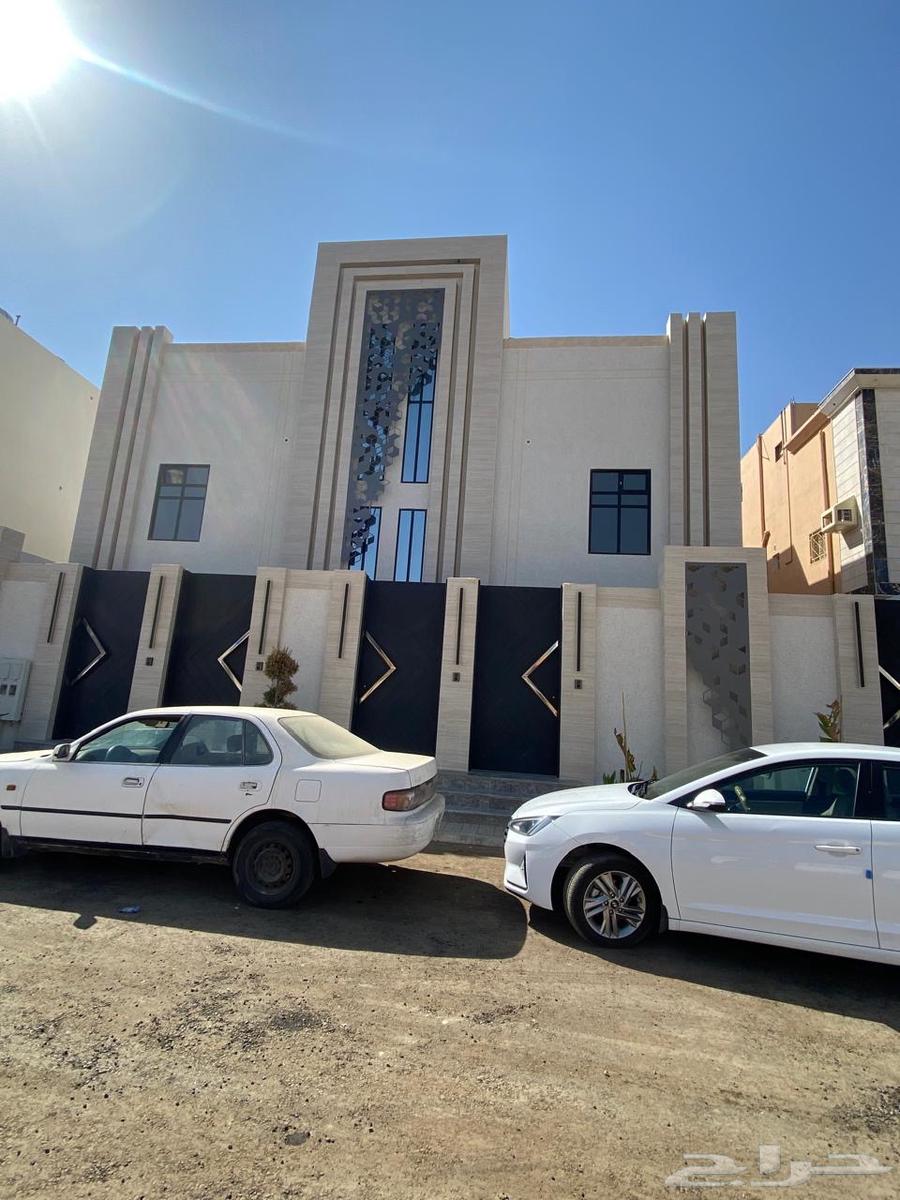 فيلا روف علوي بحي اليرموك للبيع63613866764291110
