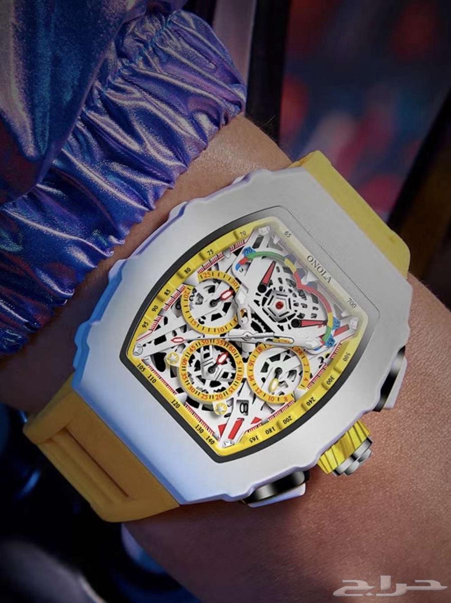 ساعه فاخره باللون الاصفر والابيض السعر 250 ريال64360856009985111