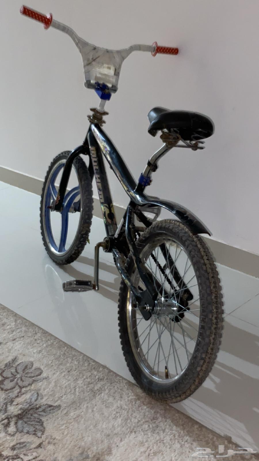 سيكل مقاس 20 لا يشكو إلا الجنط الخلفي السعر 400 لا يجي64363606293505113