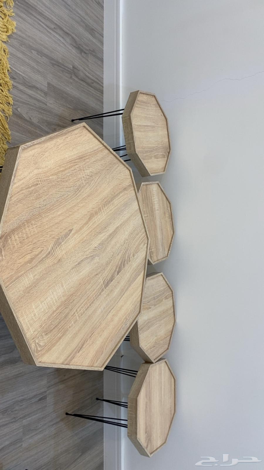 طاولات خدمه وطاولة تلفزيون64373418412930110