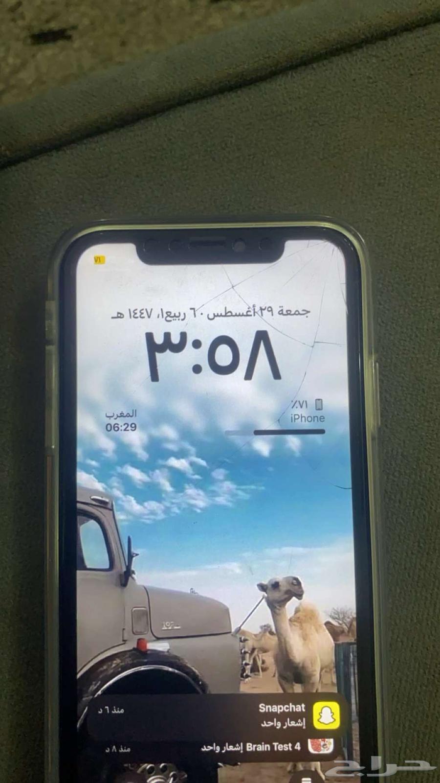 iPhone 11 with replaced screen, camera cracked, and screen broken64370165620225112