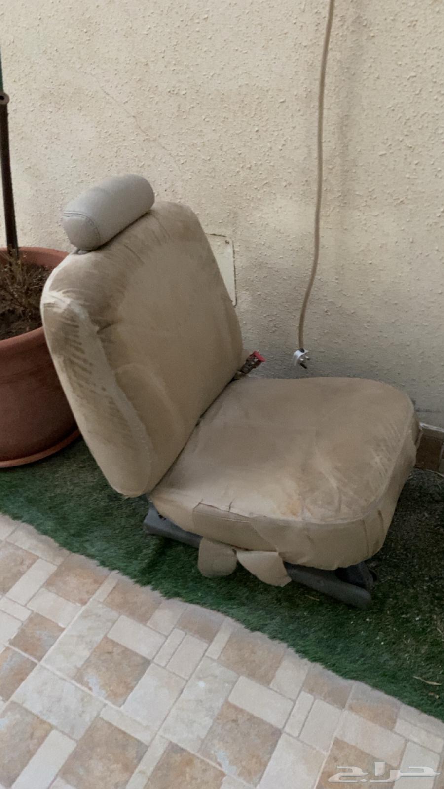 كرسي خلفي ل يوكن 200264509714758659110