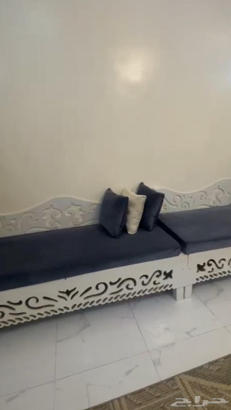 Chairs with tables for sale64369082678530111