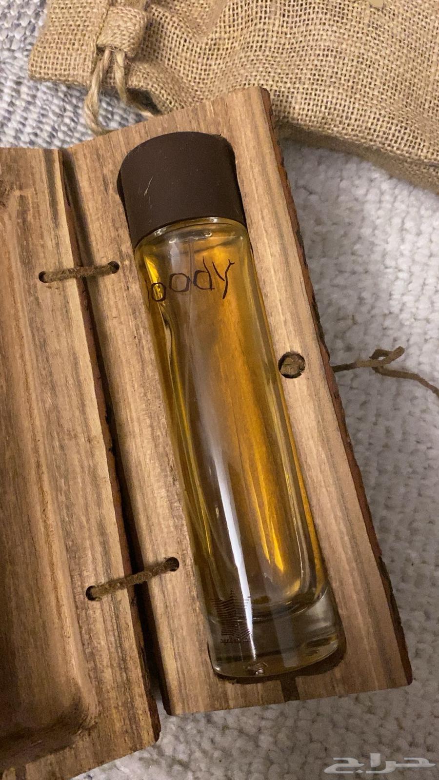 عوده في علبة عطر من العربية للعود64364831923971113